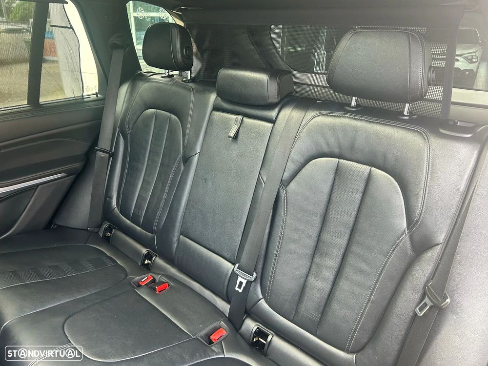 BMW X5 45 e xDrive Pack M - 8