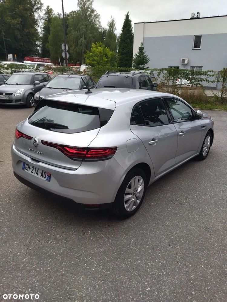 Renault Megane ENERGY TCe 140 EDC BOSE EDITION - 2