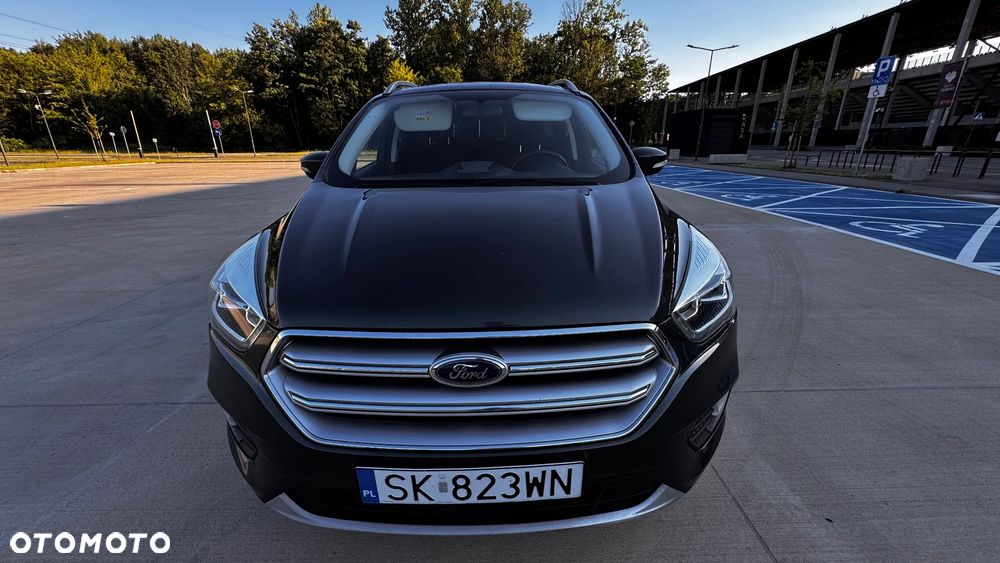 Ford Kuga 2.0 TDCi 4x4 Trend - 4