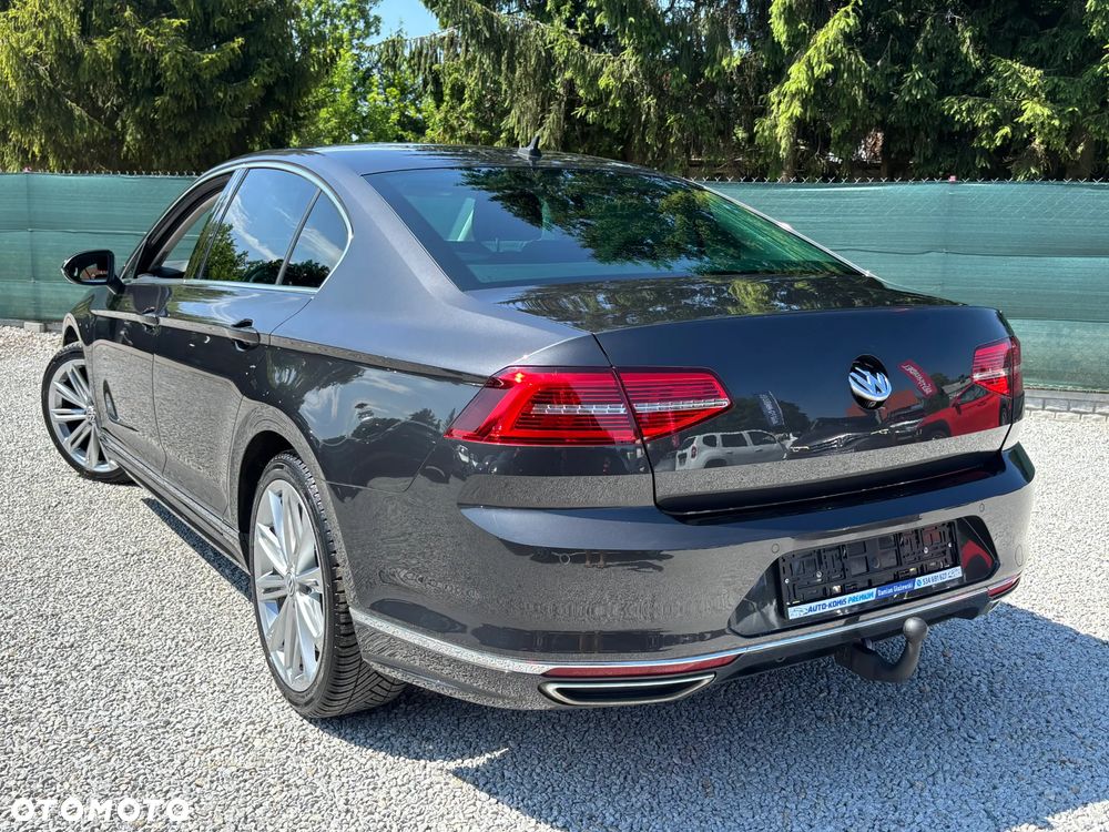 Volkswagen Passat 1.4 TSI ACT (BlueMotion Technology) Highline - 16