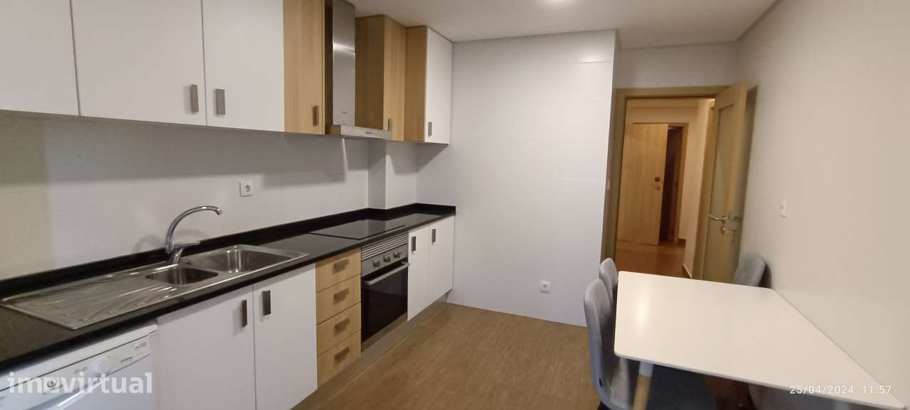 Forte da Casa T2 com cozinha/equipada - Grande imagem: 2/14