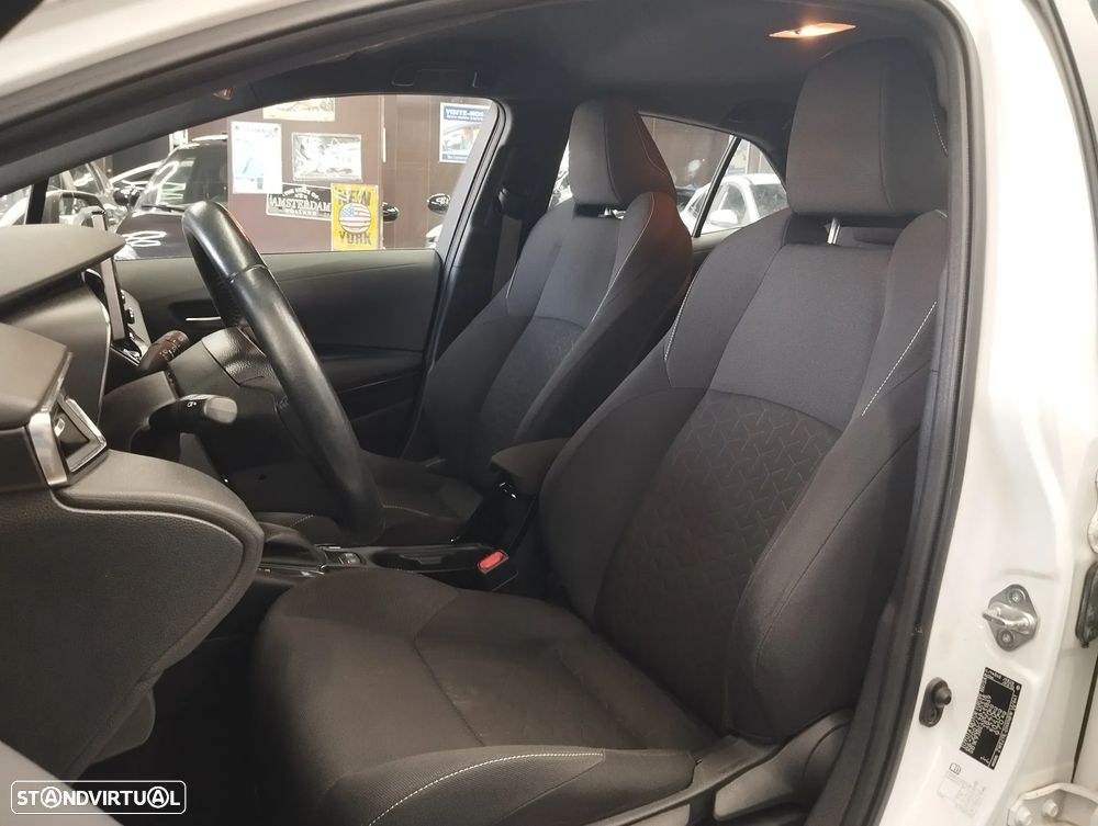 Toyota Corolla 1.8 Hybrid Comfort - 15