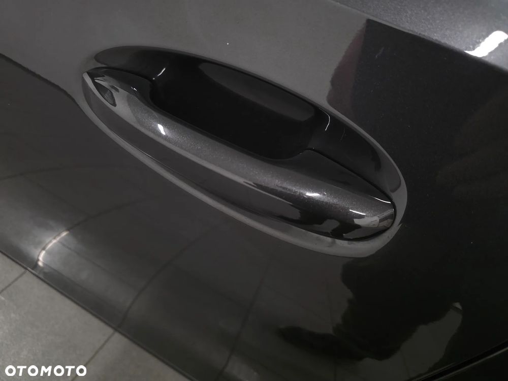 Mercedes-Benz Klasa C 220 d 9G-TRONIC - 26