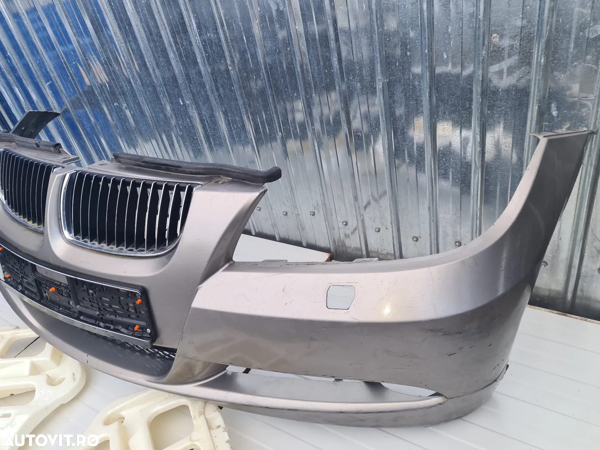 Bara fata Bmw seria 3 E 90/e91 non facelift cu gauri pt spalatoare far - 3