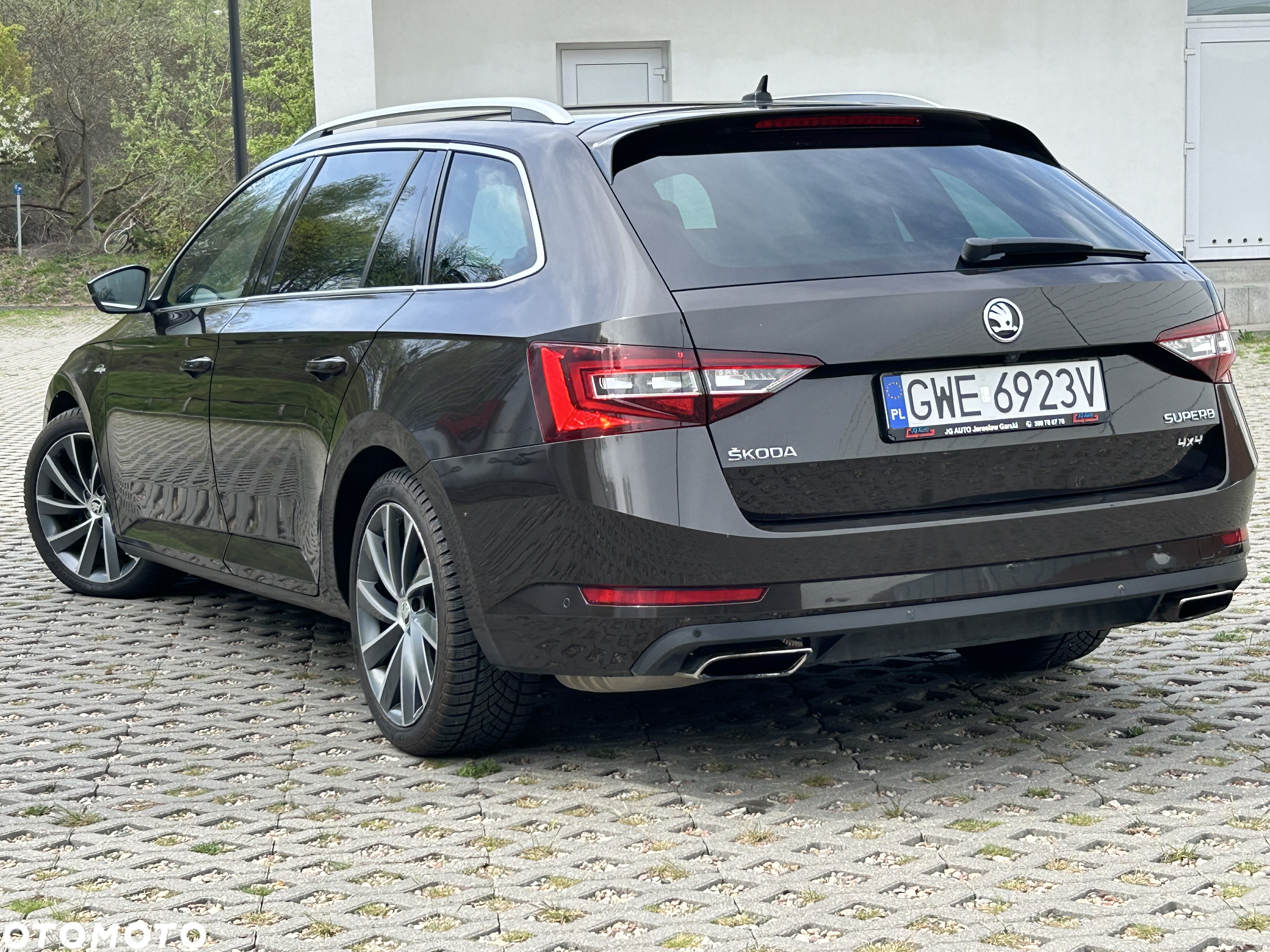 Skoda Superb 2.0 TSI 4x4 L&K DSG - 7