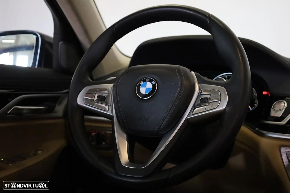 BMW 740 d xDrive Auto - 23