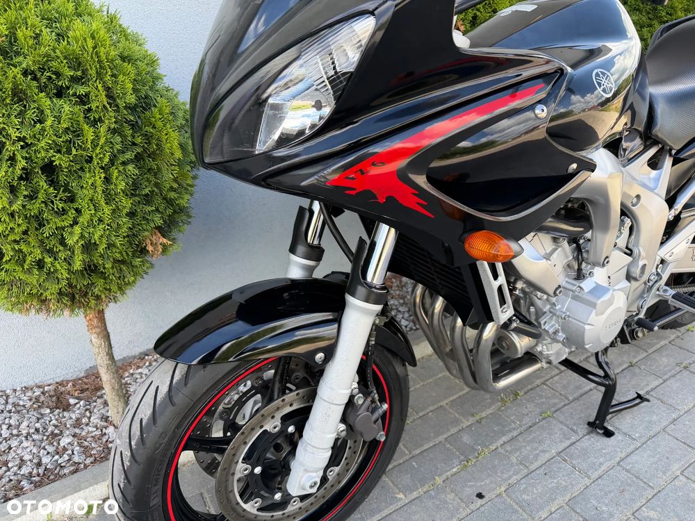 Yamaha FZ - 34