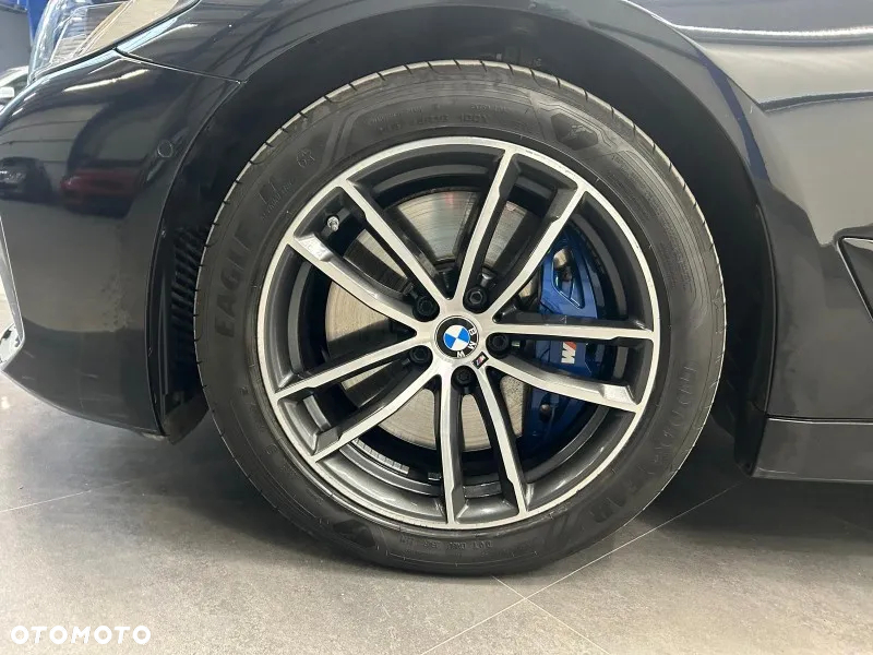 BMW Seria 5 540d xDrive Touring - 18