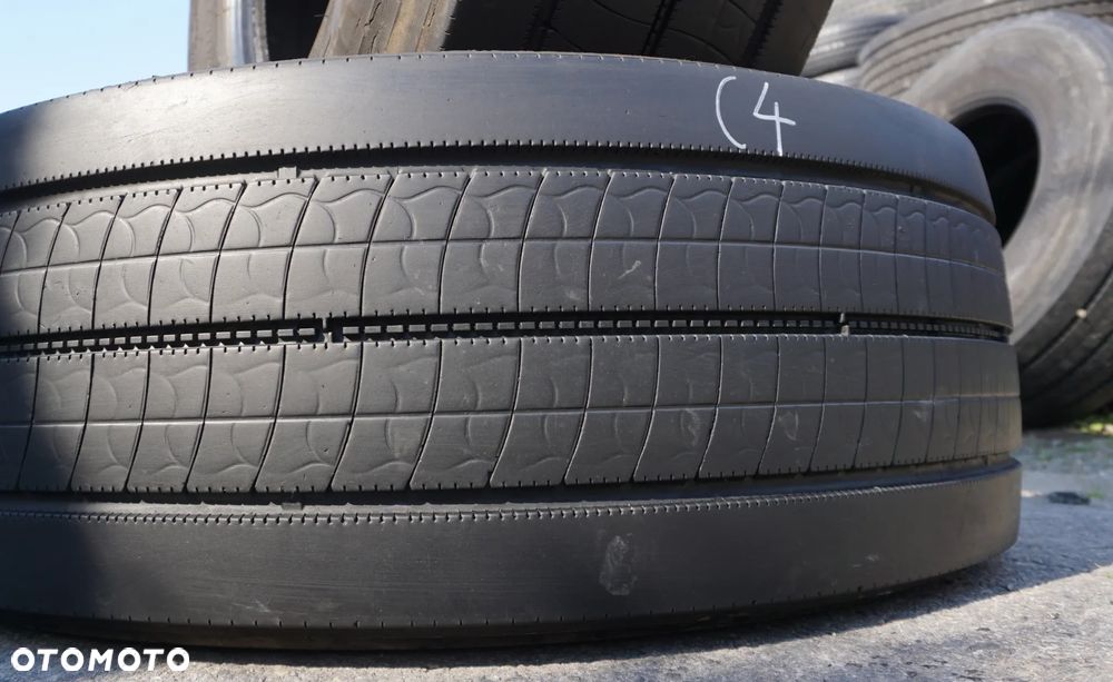 2x Bridgestone Ecopia H-Steer 002 385/65R22,5 160K 158L C4 - 4