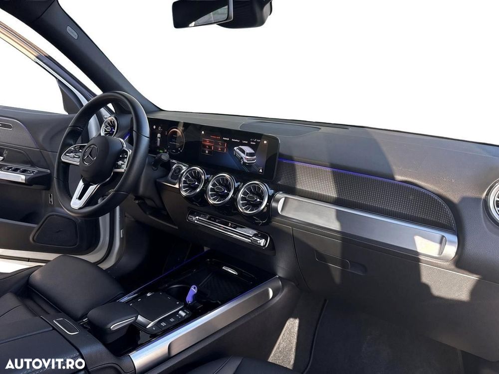 Mercedes-Benz EQB 300 4MATIC - 12