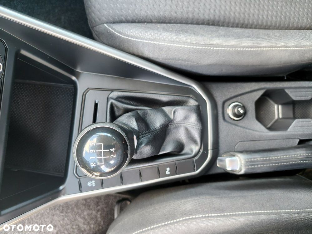 Volkswagen Polo 1.6 TDI SCR Trendline - 12