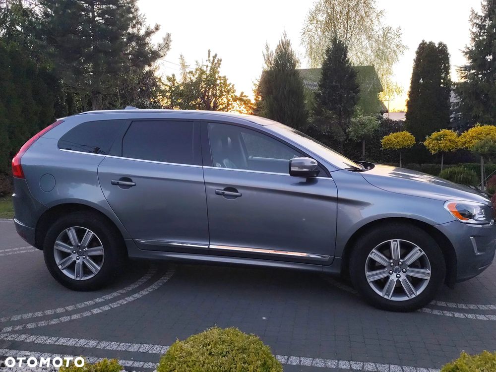 Volvo XC 60 T5 AWD Geartronic Inscription - 19