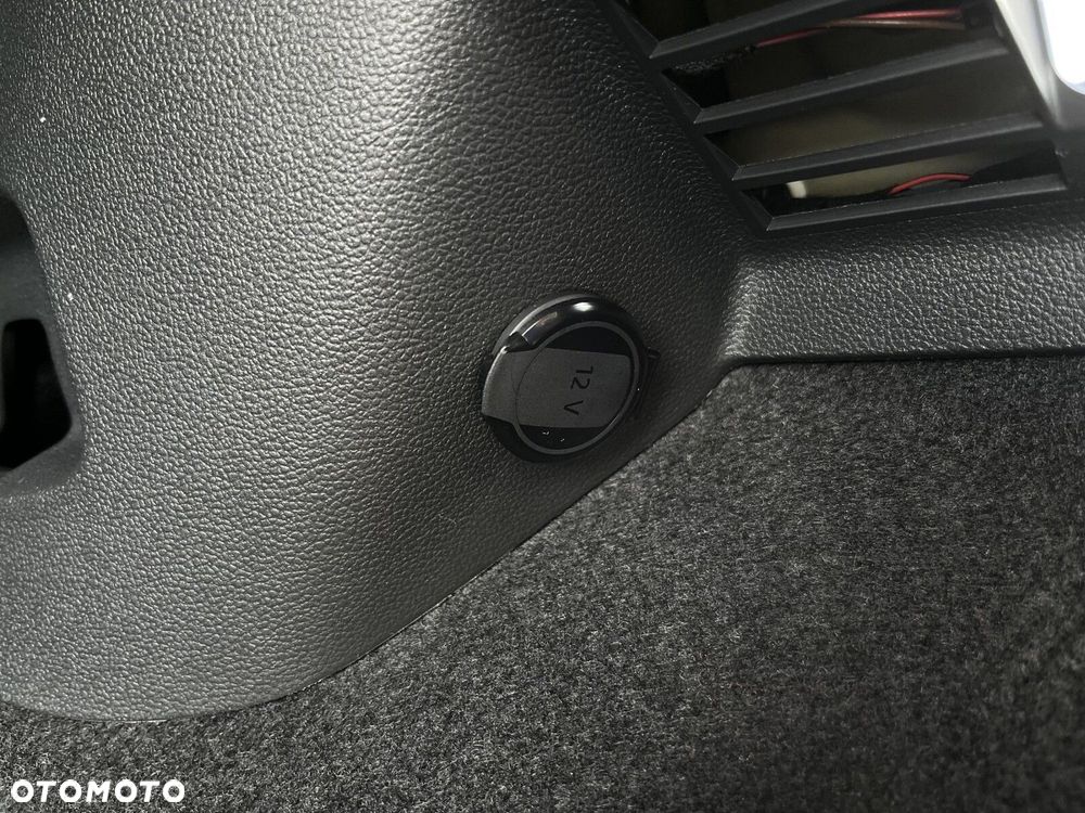 Volkswagen Golf - 18