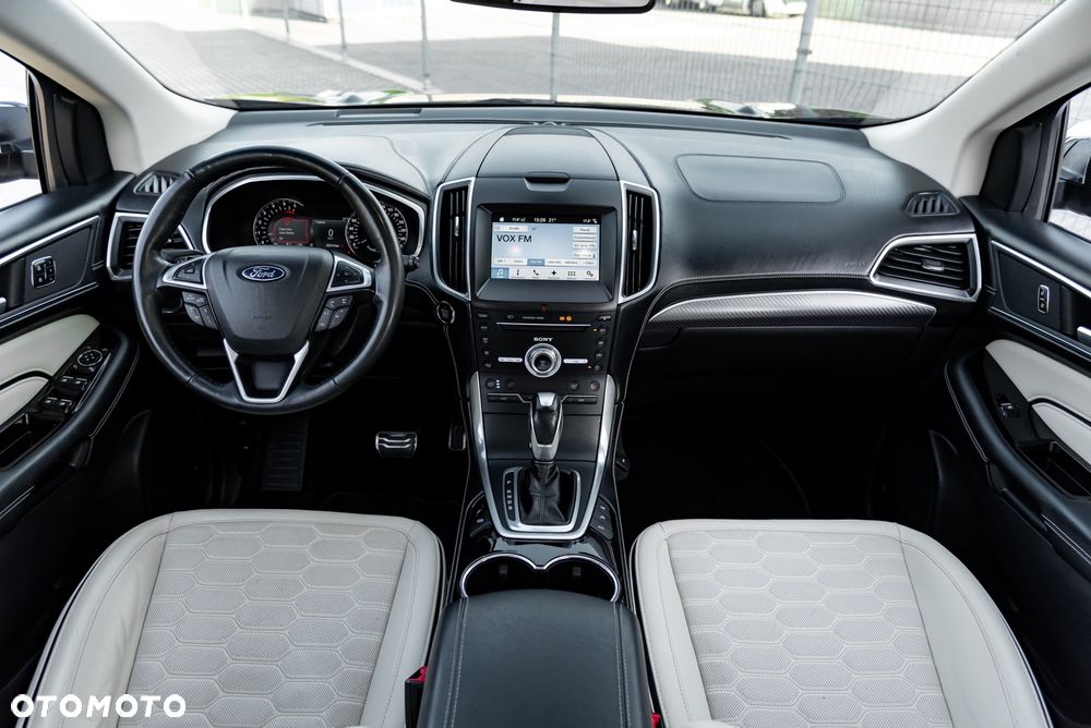 Ford Edge 2.0 TDCi Bi-Turbo 4x4 Vignale - 33
