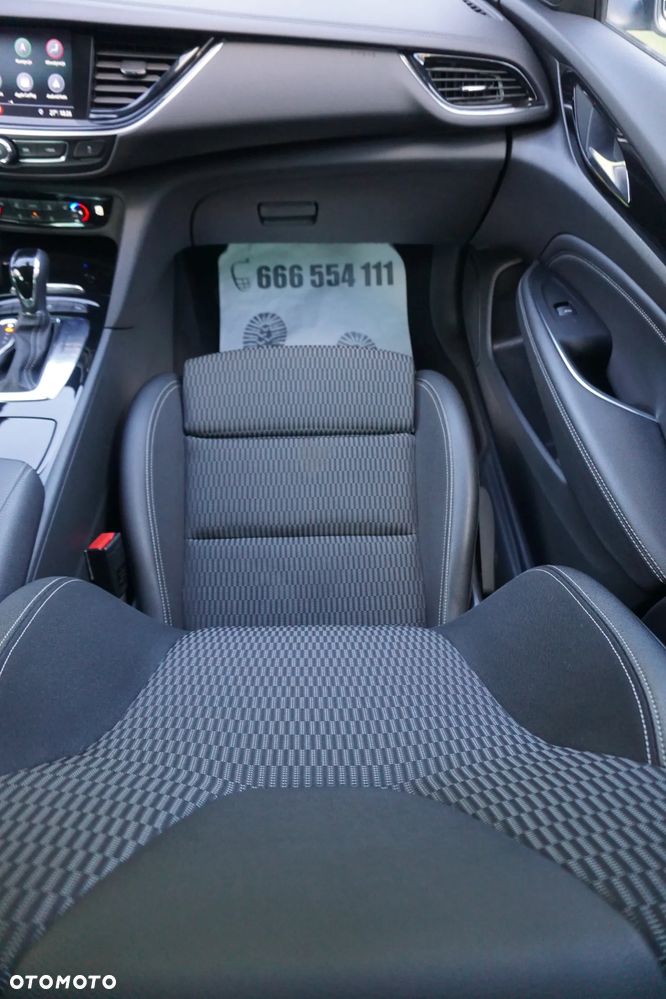 Opel Insignia - 28
