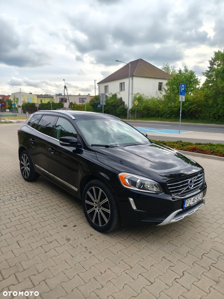 Volvo XC 60 T5 AWD Geartronic Momentum - 1