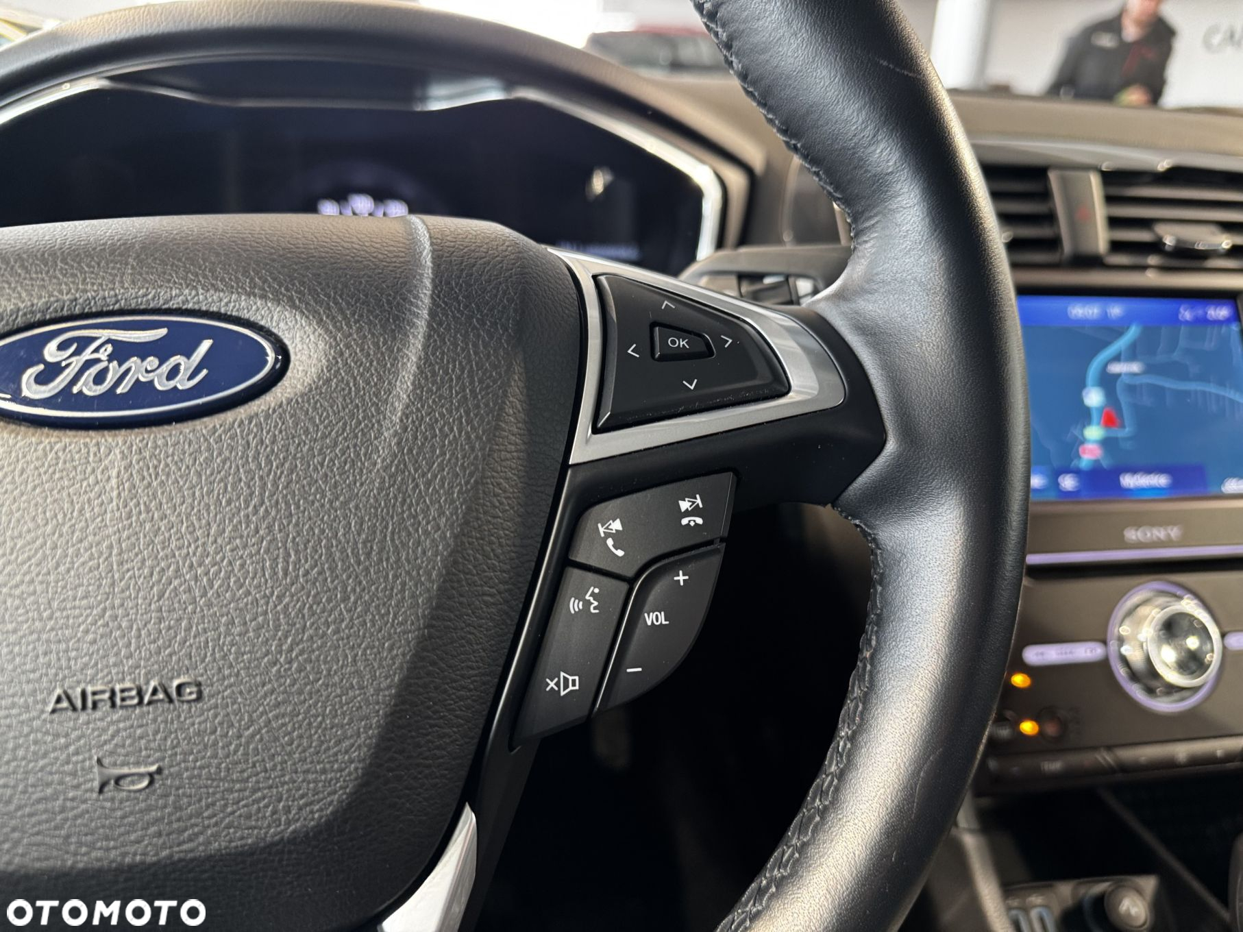 Ford Mondeo - 23