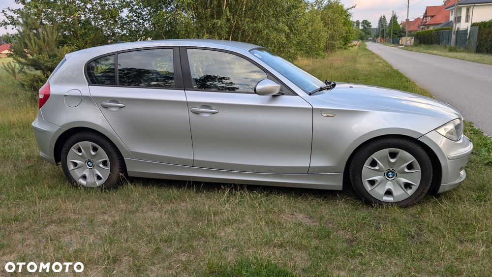 BMW Seria 1 116i - 13