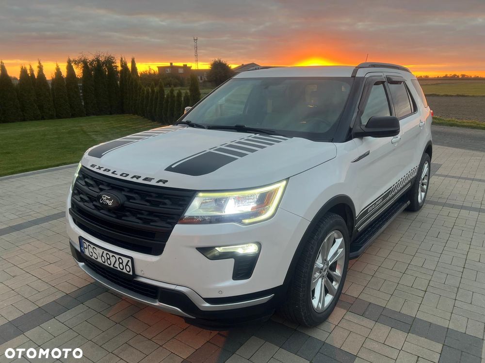 Ford Explorer - 4