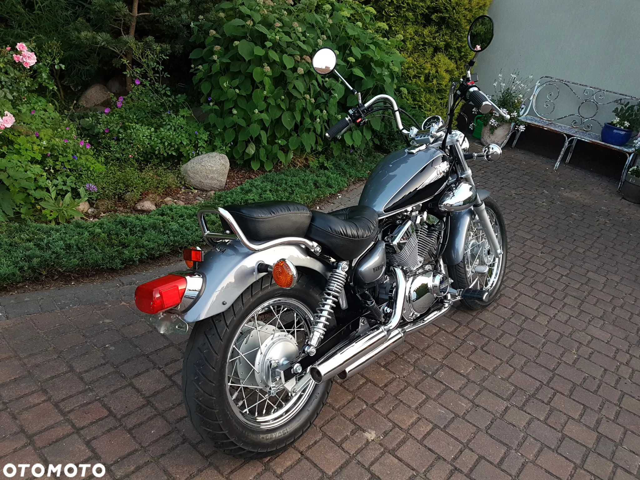 Yamaha XV - 10