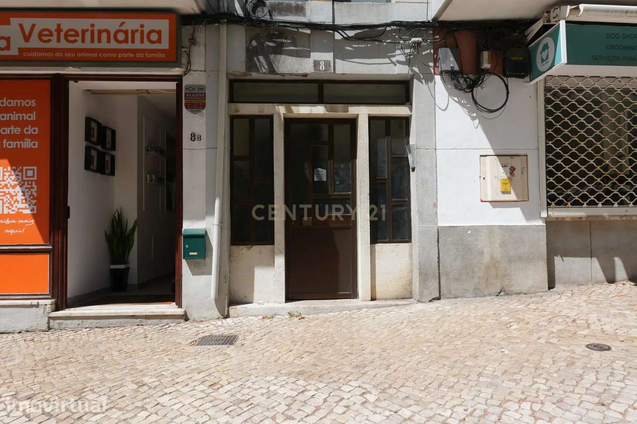 Apartamento T2 para Recuperação em Almada, Cova da Piedade - Grande imagem: 2/16
