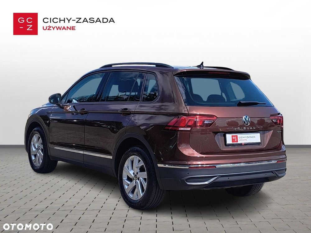 Volkswagen Tiguan 2.0 TSI 4Mot Life DSG - 3