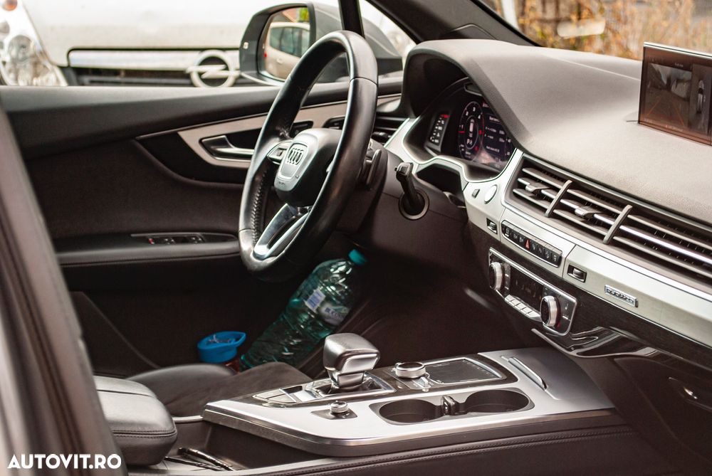 Audi Q7 3.0 TDI Quattro Tiptronic - 5
