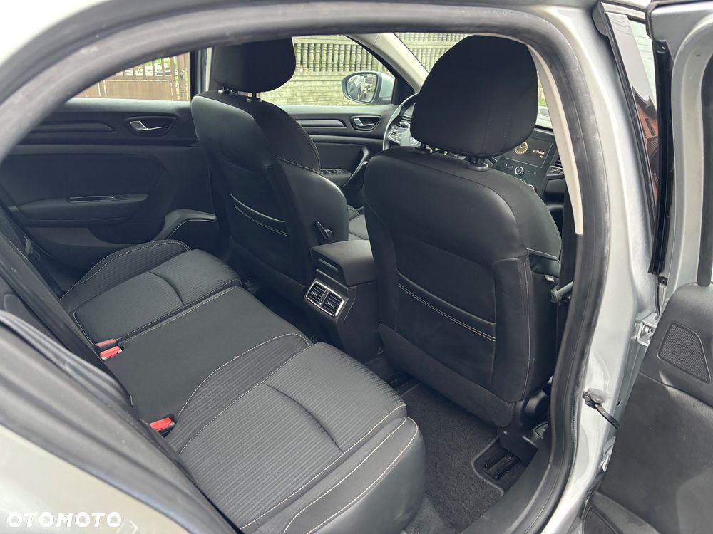 Renault Megane 1.5 Blue dCi Intens EDC - 17