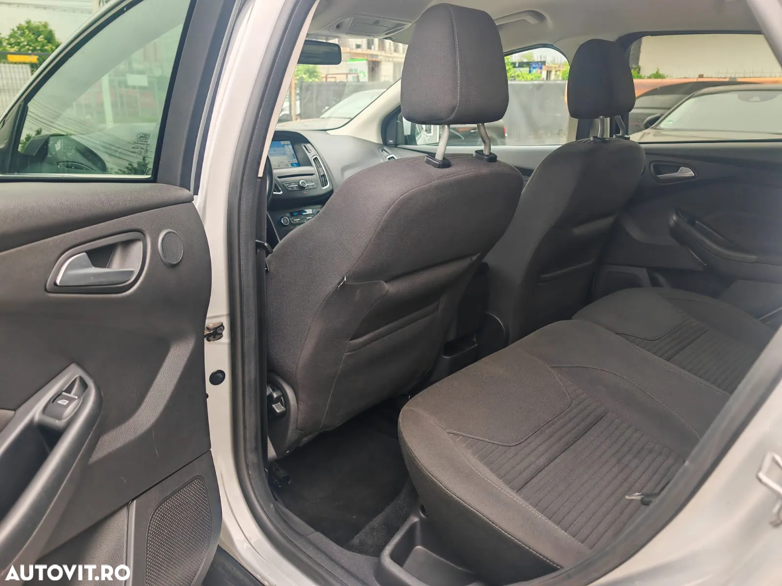 Ford Focus 1.0 EcoBoost Titanium - 14