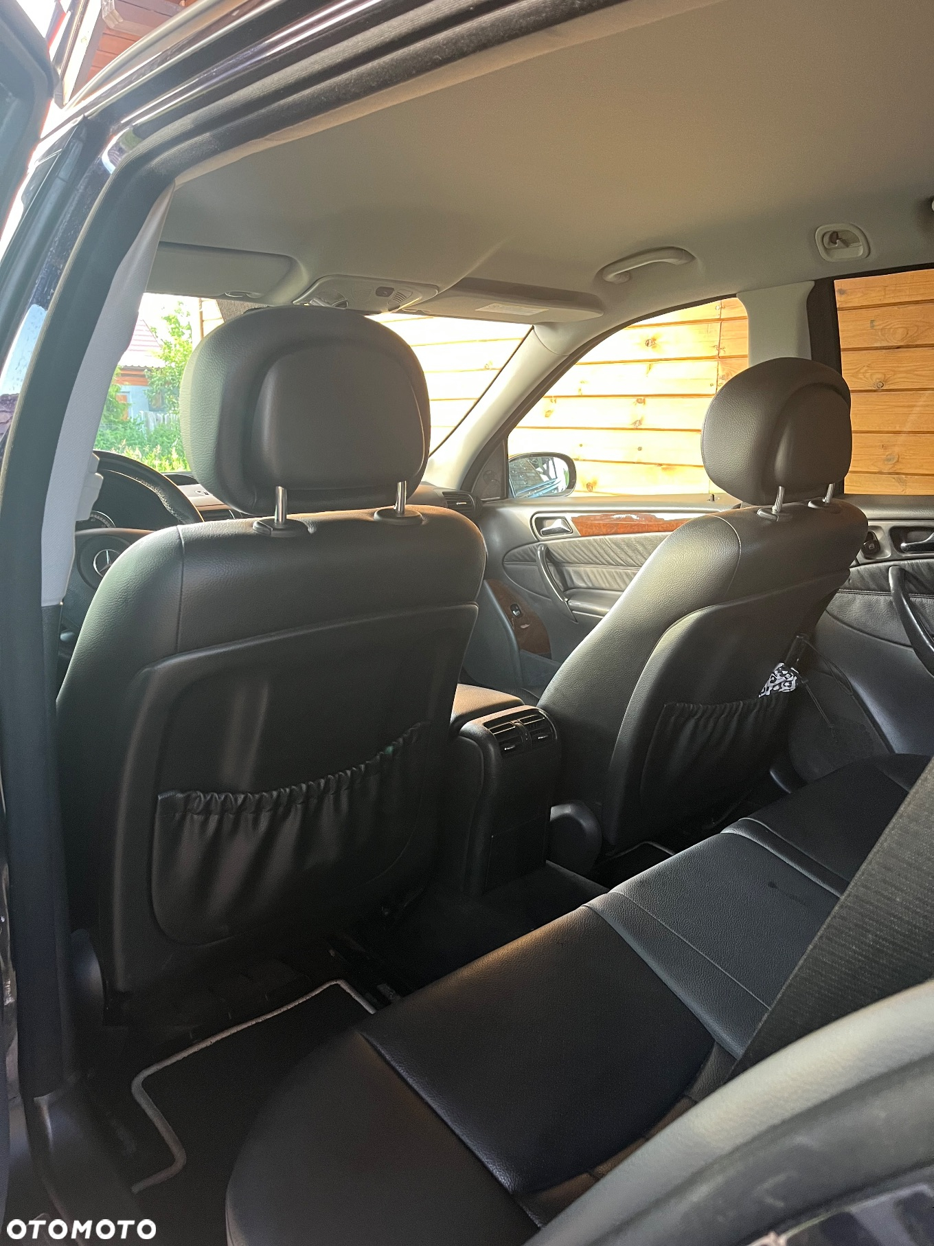 Mercedes-Benz Klasa C 180 T Kompressor Automatik Avantgarde Sport Edition - 9