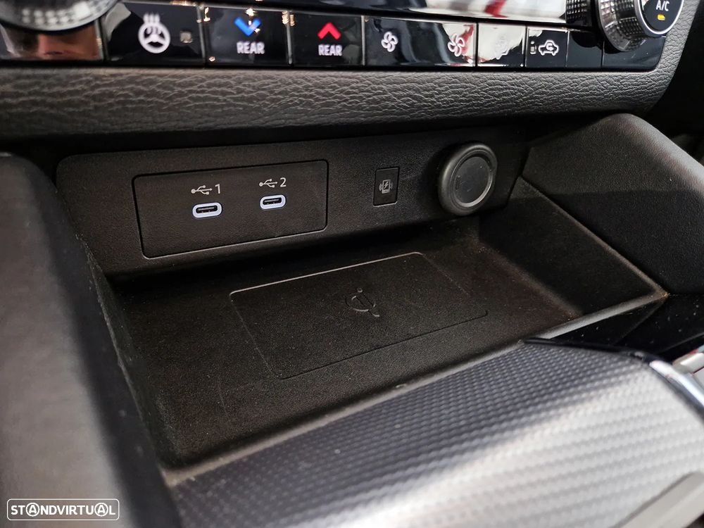 Mitsubishi Outlander 2.4 PHEV Instyle - 52