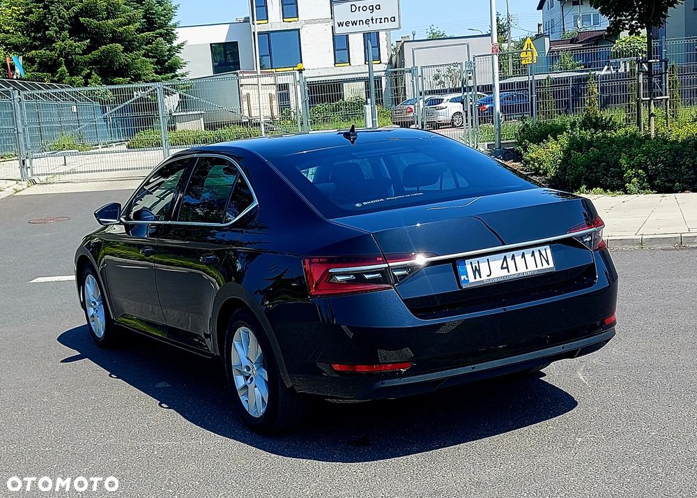 Skoda Superb 2.0 TSI Style DSG - 6