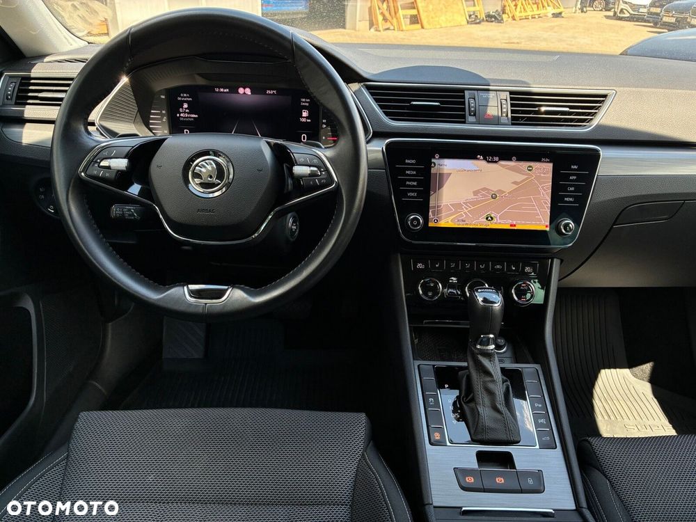 Skoda Superb 2.0 TDI SCR Style DSG - 12