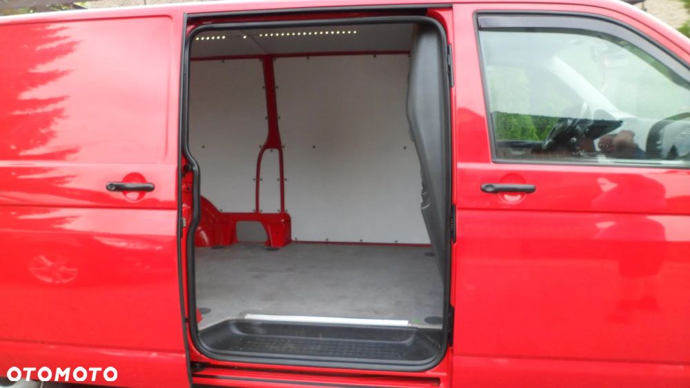 Volkswagen Transporter Lang Plus Trendline - 16