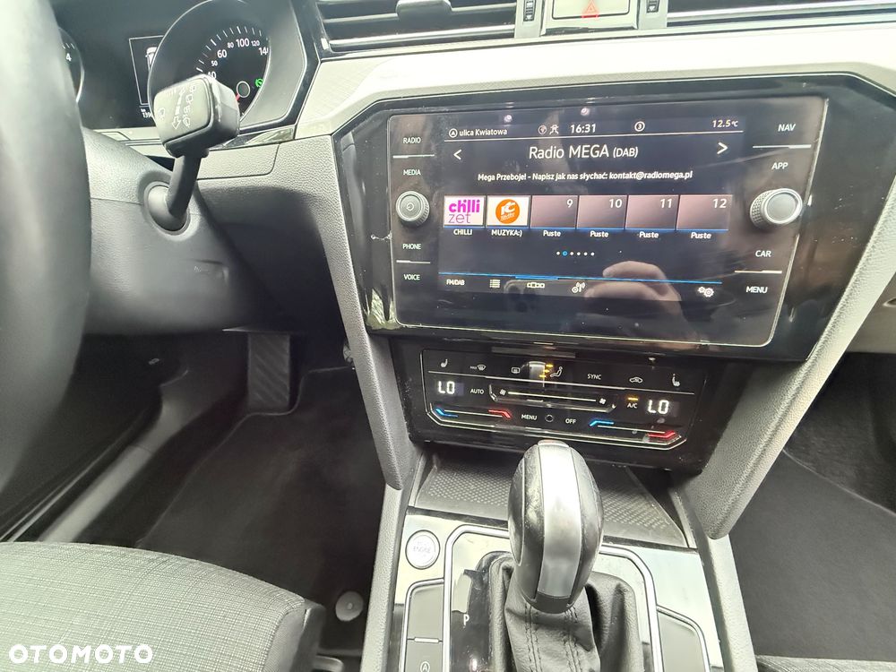 Volkswagen Passat 1.5 TSI EVO Business DSG - 34