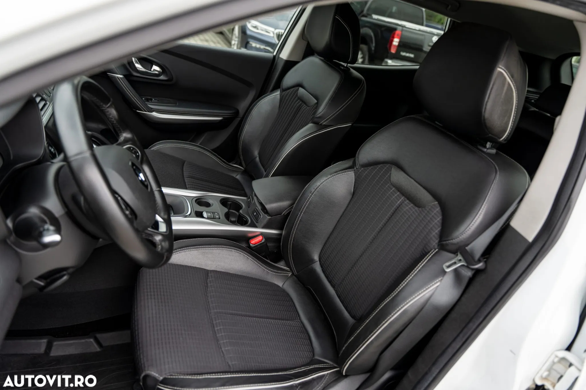 Renault Kadjar Energy dCi 110 EDC Bose Edition - 13