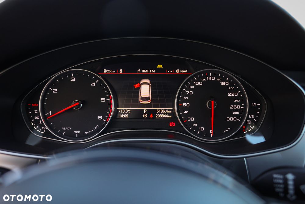 Audi A6 Avant 2.0 TDI Ultra DPF S tronic - 34