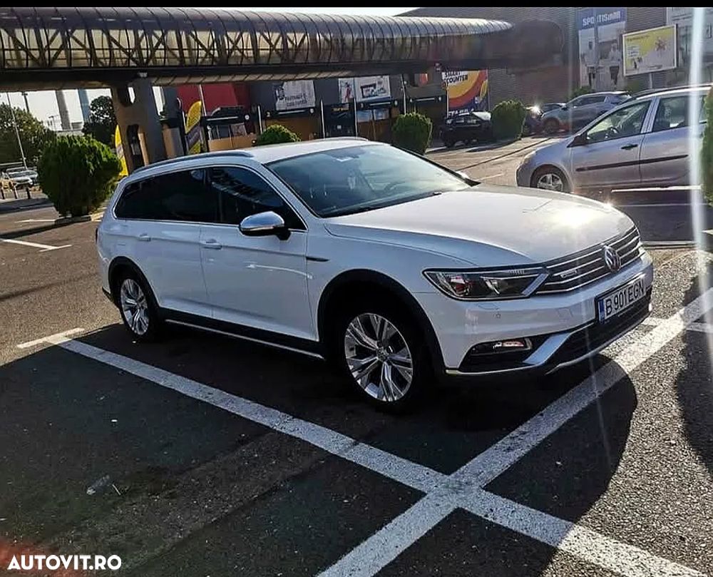 Volkswagen Passat Alltrack 2.0 TDI DSG 4Motion - 3