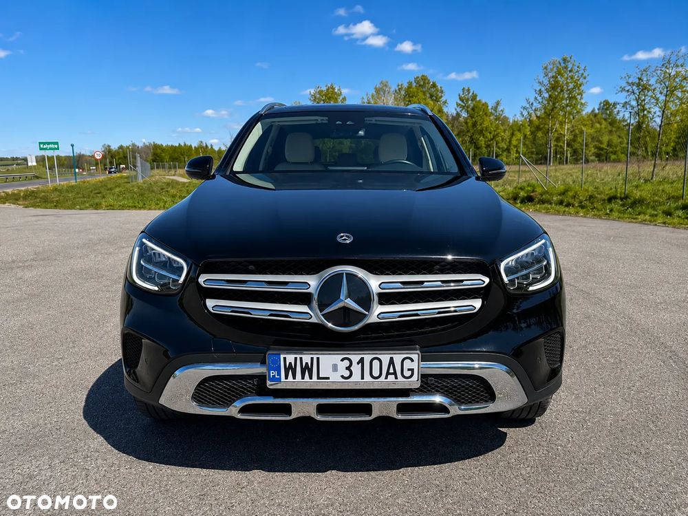 Mercedes-Benz GLC 300 e 4-Matic Business Edition - 1
