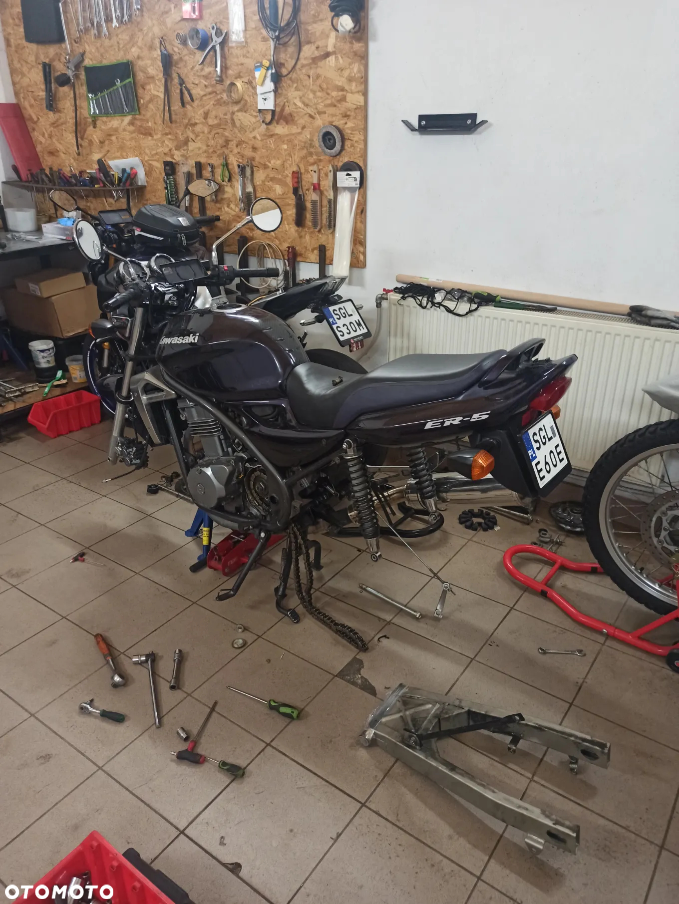 Kawasaki ER - 8
