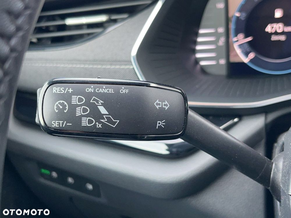 Skoda Octavia 2.0 TDI Sportline - 27