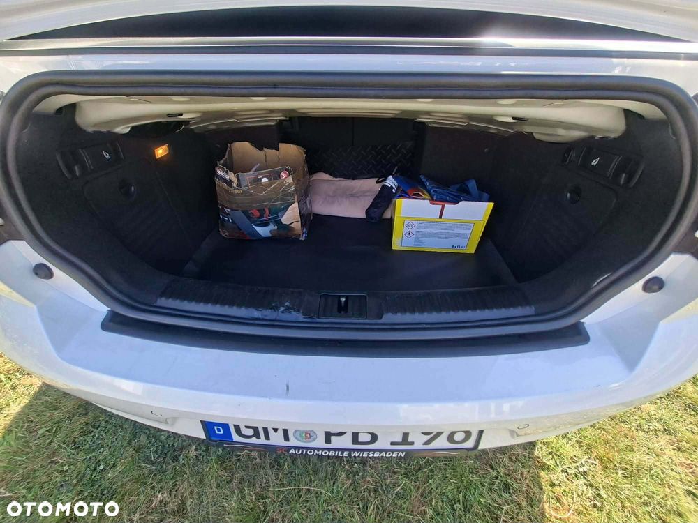 Volkswagen Golf - 23