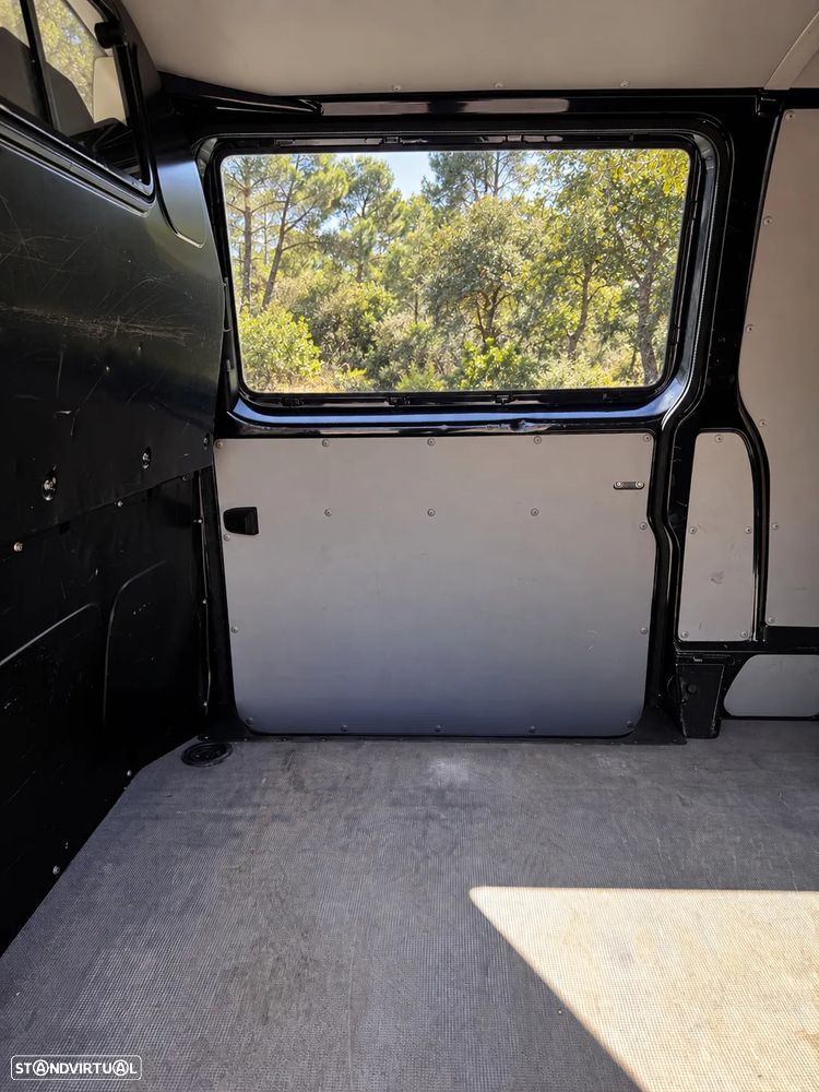 VW Transporter - 29