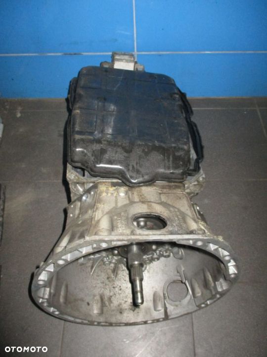 Skrzynia biegów automat R2202711401 Mercedes C i E Klasa 3.0D 6V, bez elektroniki - 1