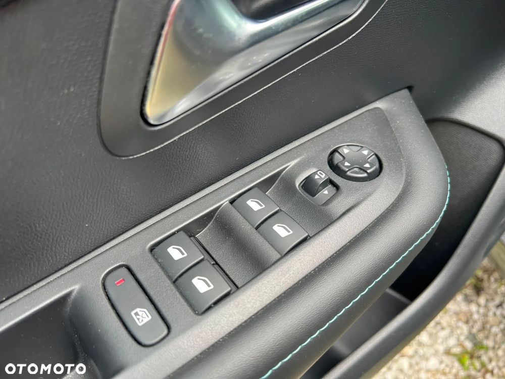 Peugeot 208 PureTech 110 Stop & Start Tech Edition - 23