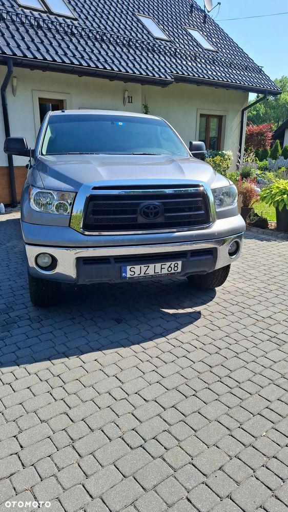 Toyota Tundra - 3