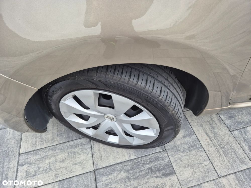 Citroën C3 Picasso 1.6 HDi Attraction - 23