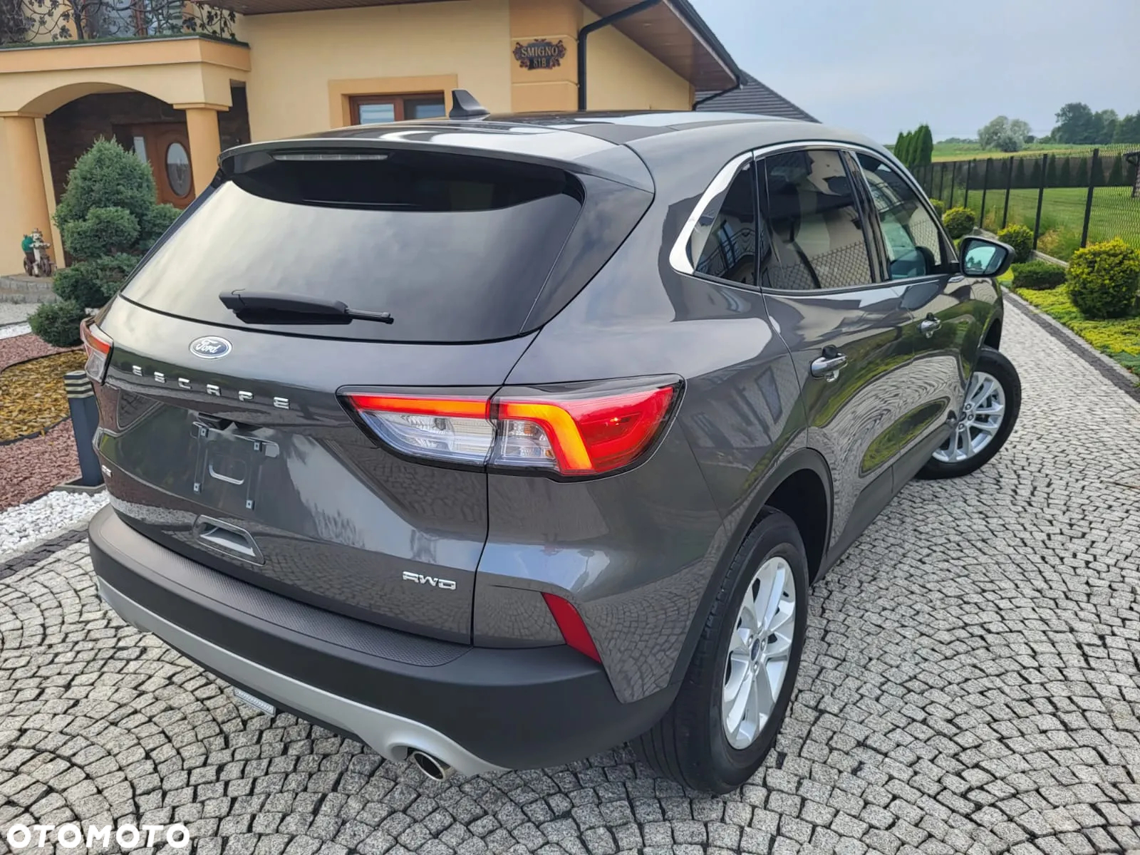 Ford Kuga - 27