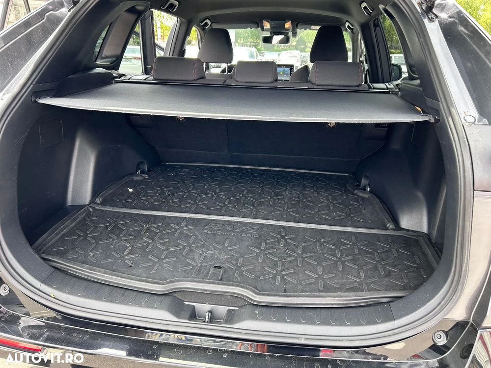 Toyota RAV4 - 10
