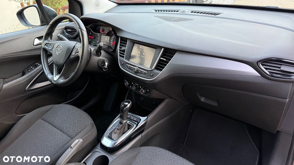 Opel Crossland - 10